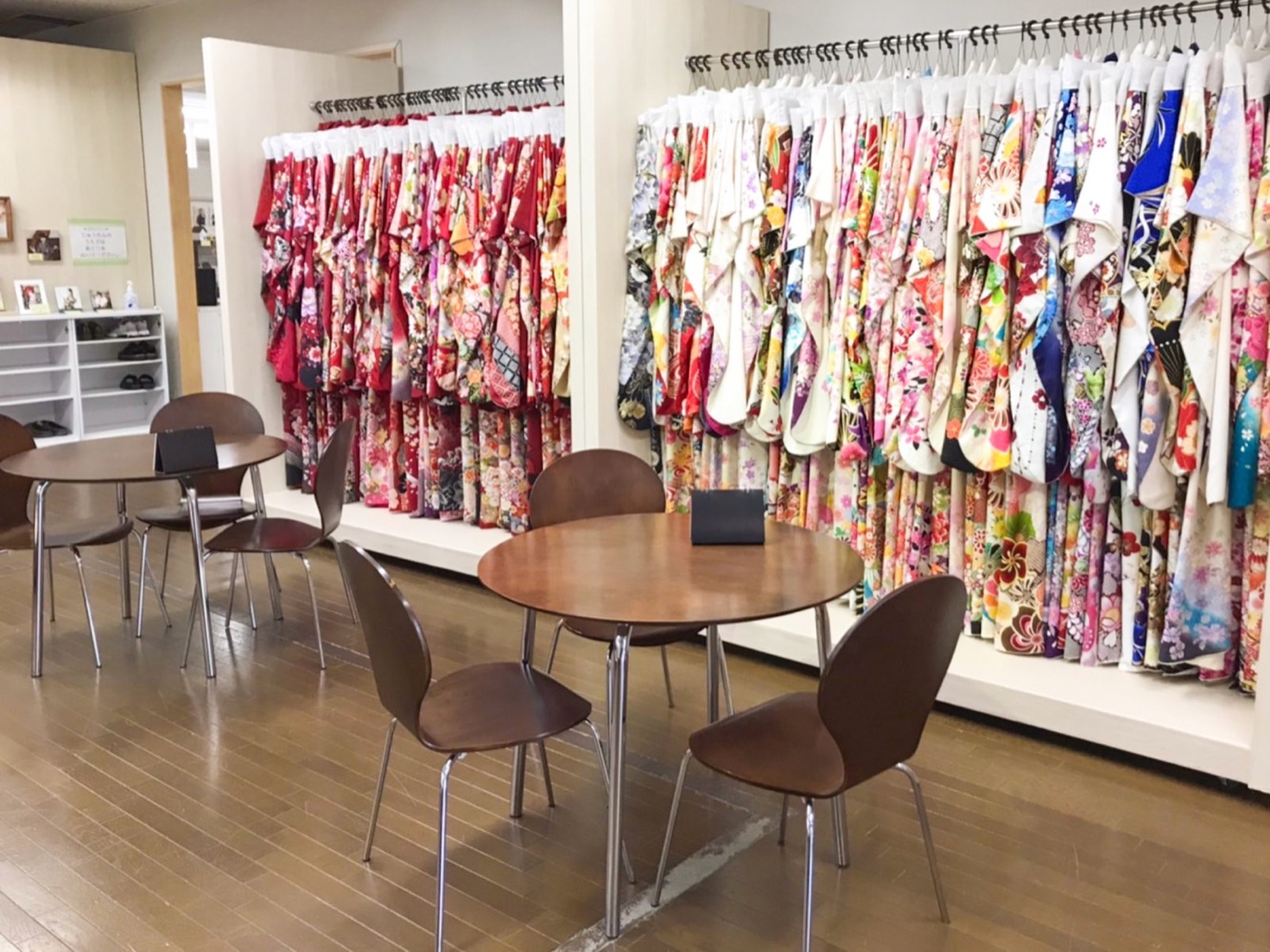 TWOエンジェル大田原店の豊富な振袖ラインナップ